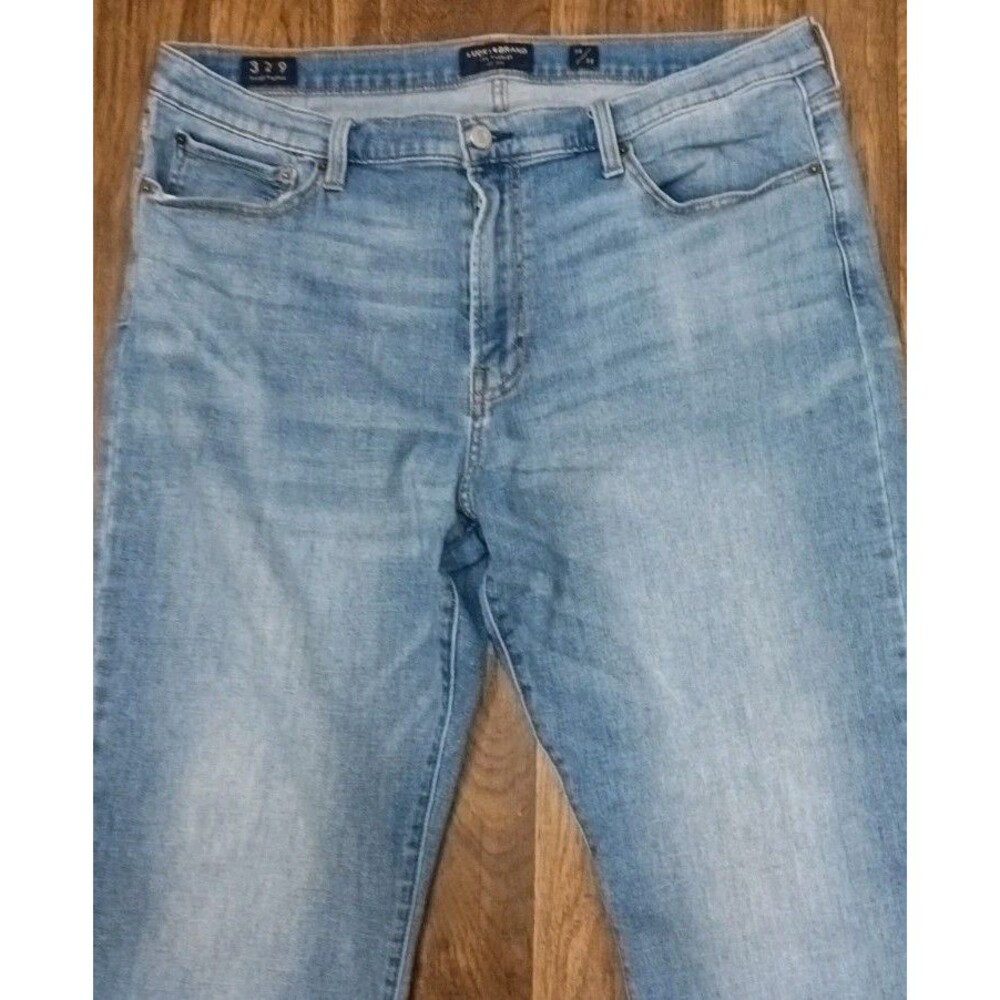 Lucky Brand 329 Straight Jeans Men 38x31 Light Wash Vintage Fit Denim - Picture 3 of 9